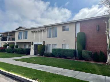 Main picture of 360 Freeman Ave