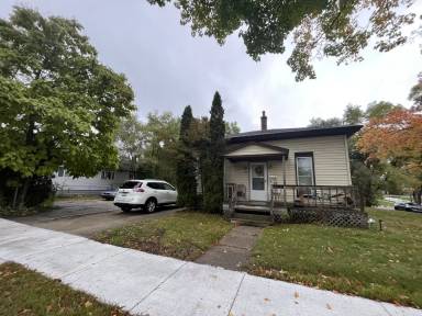 Main picture of 428 Houston Ave