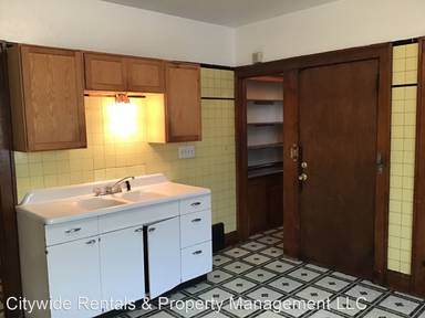 Main picture of 4120 W Burleigh St