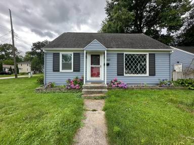 Main picture of 1460 Page St NE