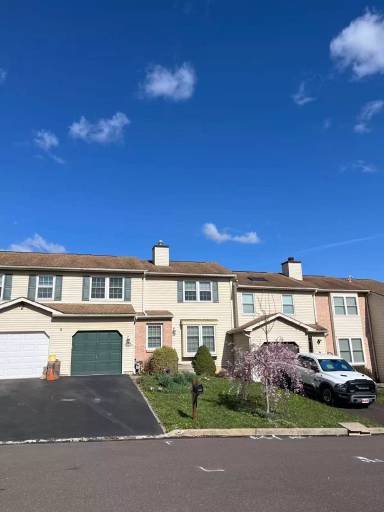 Main picture of 48 Shelly Ln