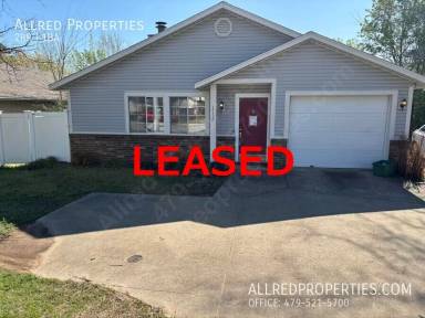 Main picture of 1752 N Garland Ave