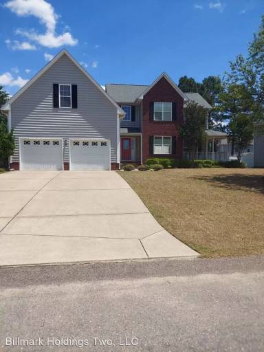 Main picture of 131 Trenton Pl