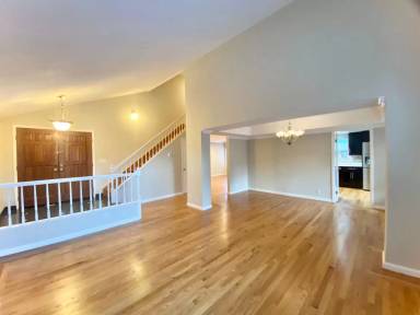 Main picture of 43871 N Moray St