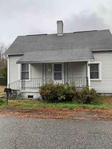 Main picture of 117 Lewis St