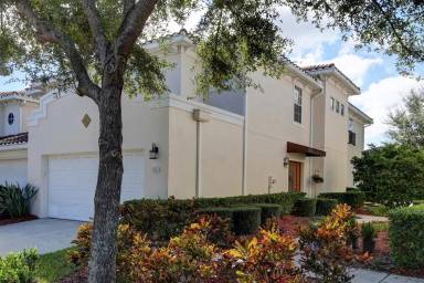 Main picture of 412 Barcelona Dr