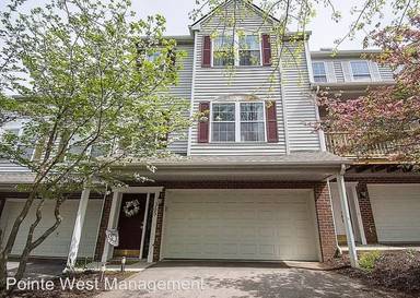Main picture of 365 Silver Leaf Dr