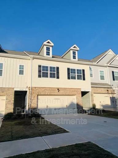 Main picture of 3319 Glenn Hope Way