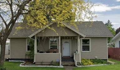 Main picture of 3908 E 4th Ave