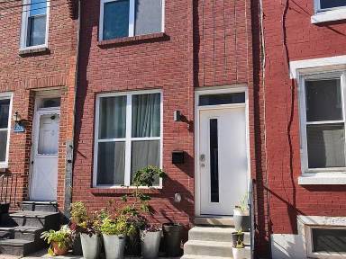 Main picture of 2224 Greenwich St