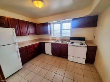 Main picture of 4619 Davis St