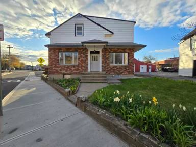 Main picture of 22 N Center St