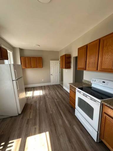 Main picture of 3 N Wells Ave