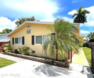 Main picture of 215 SW 9th St