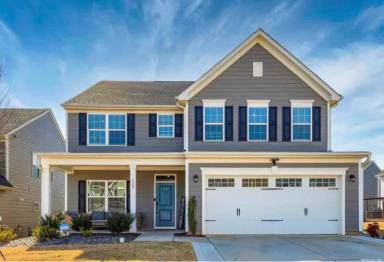 Main picture of 124 Amber Acorn Ave