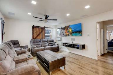 Main picture of 1429 W 155th St