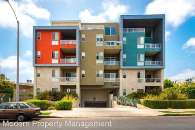 Main picture of 4211 Redwood Ave