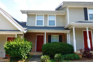 Main picture of 623-39 Bear Dr