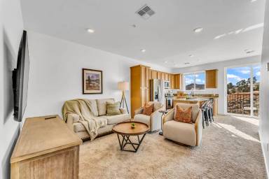 Main picture of 5065 Ronald Stephen Cir