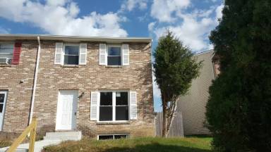 Main picture of 187 Farm Rd