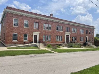 Main picture of 301 N Franklin St