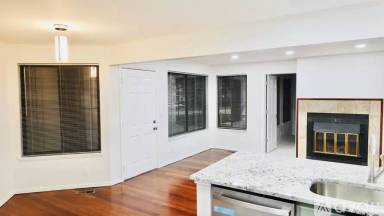 Main picture of 824 S Vance St