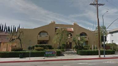 Main picture of 6518 Woodman Ave