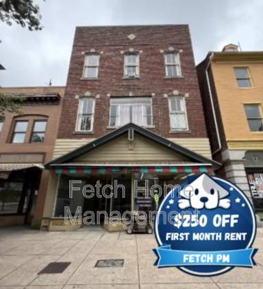 Main picture of 51 W Market St