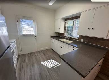 Main picture of 1431 Orange Ave