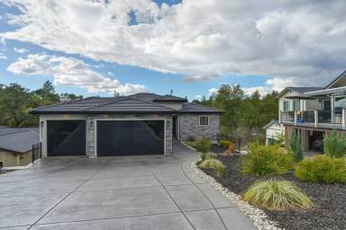 Main picture of 23362 Shadow Dr