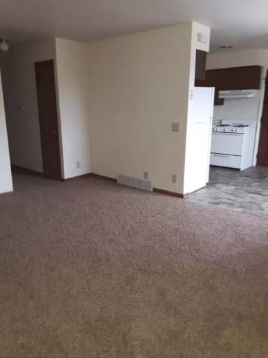 Main picture of 2001 Scott Ln