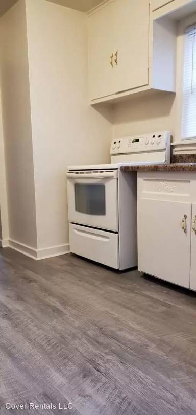 Main picture of 1119 12th Ave