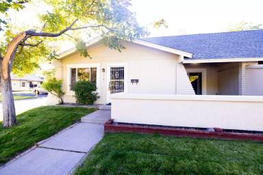 Main picture of 1741 London Cir