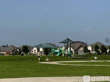 Main picture of 533 Harvest Grove Dr