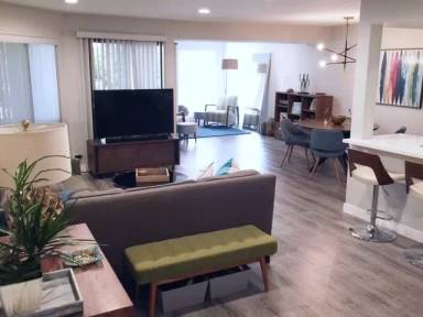 Main picture of 222 N Rose St