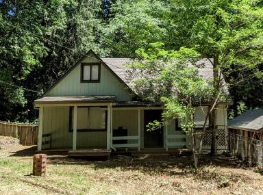 Main picture of Cozy Detached Granny Cottage