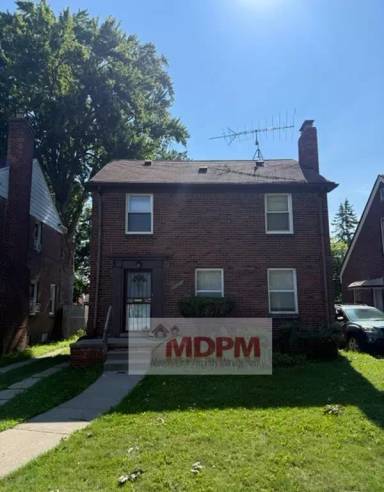 Main picture of 16580 Strathmoor St