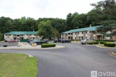 Main picture of 800 Richard Dr