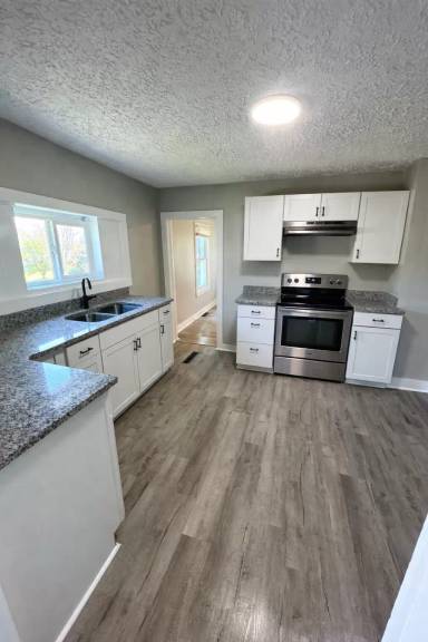 Main picture of 105 Trail Dr