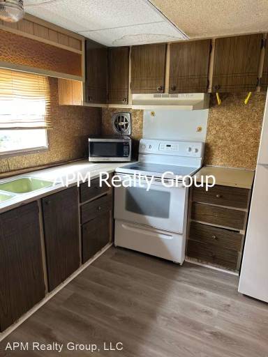 Main picture of 236 Emory Rd