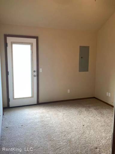 Main picture of 202 Woodbriar