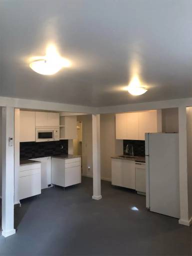 Main picture of 2964 Poppleton Ave