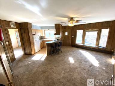 Main picture of 4283 Lakeland Ave N