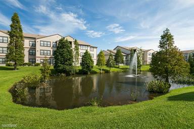 Main picture of 2014 Brandon Crossing Cir