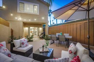 Main picture of 381 La Mesa Ave