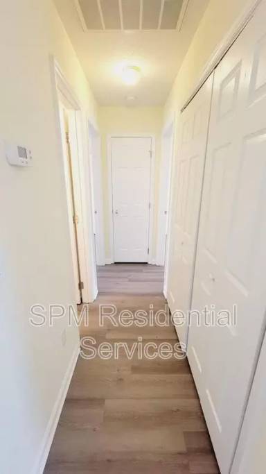 Main picture of 703 Nut Bush Ct