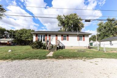 Main picture of 1734 S New York Ave