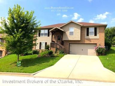 Main picture of 993 S Ballard Dr