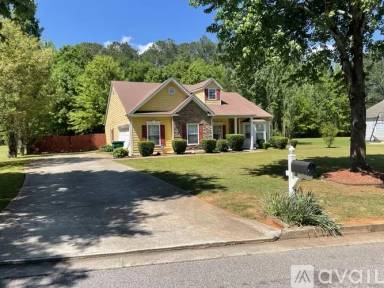 Main picture of 205 Forrest Way