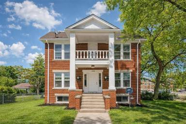 Main picture of 1050 Lakewood St